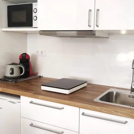 Global & Aparthotel 4*