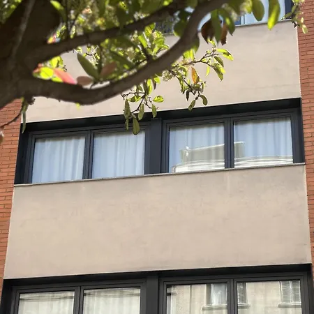 Global & Apartmanhotel 4*