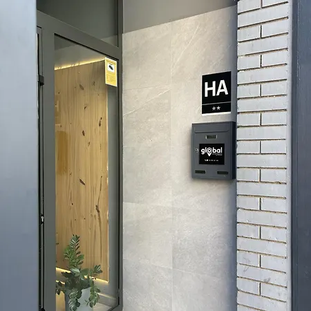 Global & Apartmanhotel